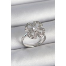 Pirinç Gümüş Renk Zirkon Taşlı Yonca Model Ayarlanabilir Kadın Yüzük