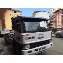 Iveco Ön Cam Güneşliği Mika Parlak Siyah GARAGE453