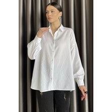 Gülseli Çizgi Desenli Kadın Gömlek P-00016620