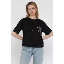 Gülseli Yıldız Taşlı Bisiklet Yaka Kadın Tişört P-00016717