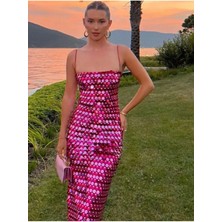 Pembe Pullu Elbise