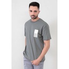Açık Haki Erkek Extra Positive Baskılı Regular Kesim T-Shirt