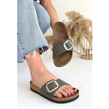 Lavish Gold Zooy Taba Nubuk Terlik