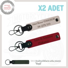 Kişiye Özel Plaka ve Isim Yazılı Ikili Anahtarlık – Tüm Araç Sahiplerine Uygun, Kırmızı-Pudra-Ysl