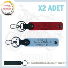 Biker Stiline Özel, Isim Plaka ve B+ Kan Grubu Yazılı Anlamlı Motor X2 Anahtarlık, Kırmızı-Mavi-Laci
