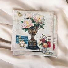 Dijital Baskı Pastel Renklerde Vintage Vazo ve Çiçek Detaylı Pamuklu Kırlent Kılıfı