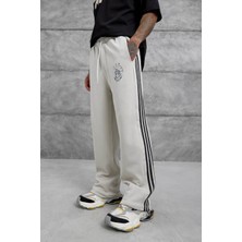 Krem Çizgili Arma Detaylı Baggy Eşofman