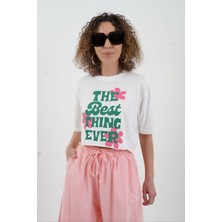 Ekru Best Think Ever Baskılı Crop Tshirt