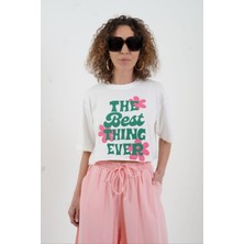 Ekru Best Think Ever Baskılı Crop Tshirt