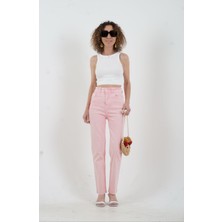 Pembe Paçası Dikişsiz Mom Fit Jean Pantolon