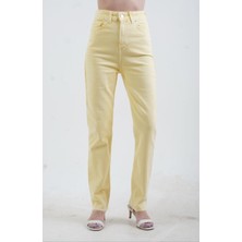 Sarı Paçası Dikişsiz Mom Fit Jean Pantolon