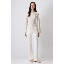 Touche Fiyonk Detaylı Drapeli Bluz Taş