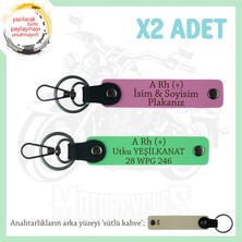 Hız Tutkunlarına Özel, Isim Plaka ve A Rh (+) Kan Grubu Yazılı Deri X2 Anahtarlık, Pembe-F Yeşil-Sk