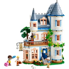 LEGO® Friends Kale Pansiyon 42638 - 12 Yaş & Üzeri Çocuklar için Yaratıcı Oyuncak Yapım Seti (1311 Parça)