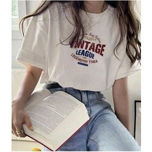 Cakkey Beyaz Vintage Baskılı T-Shirt