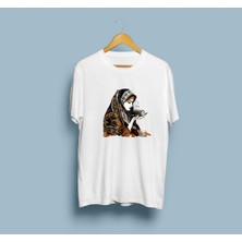 Oversize  Falcı Elinde Kahve Bardağı Tasarım Unisex T-Shirt