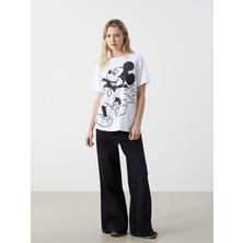 Lc Waikiki Yeni Sezon Bisiklet Yaka Mickey Mouse Baskili Kadin Tisort - S5GV95Z8