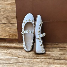 Neve Shoes Beyaz Deri Zımbalı Kadın Babet