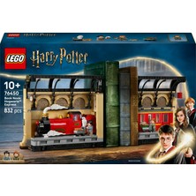 LEGO® Harry Potter™ Kitaplık Dekoru: Hogwarts™ Ekspresi 76450 - 10 Yaş ve Üzeri Çocuklar Için Oyuncak Yapım Seti (832 Parça)