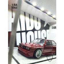 Kaido House Diecast LED Işıklı Akrilik Korumalı Stand/diorama 1:64 Ölçek