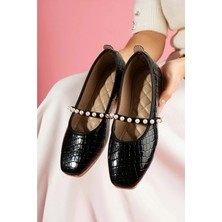 Kroko Desenli Inci Bant Aksesuarlı Babet - Pudra - 38