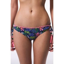 Çiçekli Ciele Yüzük Detaylı Bikini Altı
