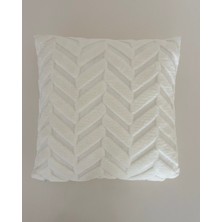 Punch Desenli Çift Taraflı Jakarlı Kırlent,1 ADET,43 x 43  cm ,füme,ekru,vizon