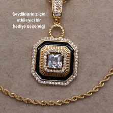 Hazemy Üç Katmanlı Altın Rengi Zincir ve Siyah Detaylı Taşlı Kolye