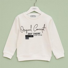 Erkek Çocuk O Yaka Uzun Kol Kalın Kışlık Tişört  - (5 Yaş-10 Yaş) - 16514 - Vanilya