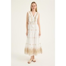 Volanlı V Yaka Elbise