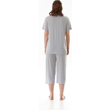 Yıldız Desenli Kısa Kol Büyük Beden Kapri Pijama Takımı
