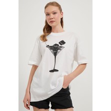 Armalıfe 2978 Kadeh Baskılı Bis Yaka Kadın T-Shırt