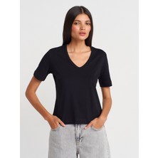 31840 V Yaka Kısa Kollu T-Shirt-Siyah