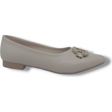 Zerhan 147 Kadın Krem Tokalı Babet Ayakkabı