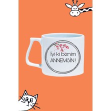Iyi Ki Benim Annemsin Anneler Günü Tasarım Baskılı Beyaz Lüks Sap Kupa Bardak