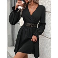 Gökyüzü Moda Kadın Uzun Kollu Kruvaze Yakalı Dantelli Fermuar Detaylı Kısa Ithal Krep Elbise