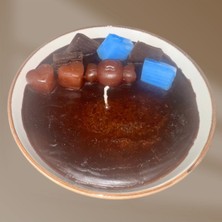 Büyük Boy Dekoratif Tabakta El Yapımı Lüks Mum – Vanilya Kokulu | 18 cm | Doğal Içerikli