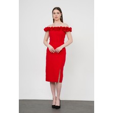 Kayık Yaka Çiçekli Kırmızı Abiye Elbise