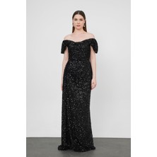 Kayık Yaka Uzun Payetli Siyah Abiye Elbise