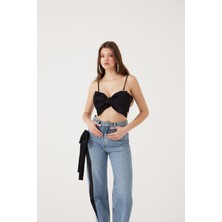 Kurdele Görünümlü Crop Jazmin Bluz Siyah
