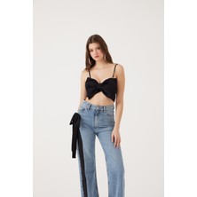 Kurdele Görünümlü Crop Jazmin Bluz Siyah