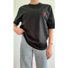 Süzene Kalp Nakışlı Oversize T-Shirt