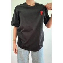 Süzene Kalp Nakışlı Oversize T-Shirt