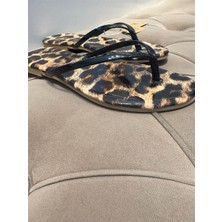 Friend & Trend Parmak Arası Düz Taban Yazlık Kadın Sandalet FT8282