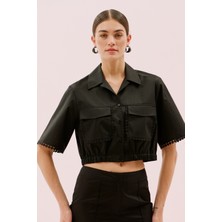 Şerit ve Lastik Detaylı Çift Cepli Kısa Kol Gömlek Siyah Y2513521_001