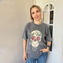 Kuru Kafa Desenli Yıkamalı Tshirt