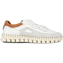 Celal Gültekin Kadın Beyaz Bağcıklı Kalın Tabanlı Süet Deri Sneaker