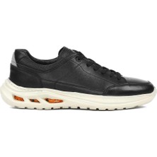 Celal Gültekin Erkek Siyah Bağcıklı Kalın Tabanlı Deri Sneaker