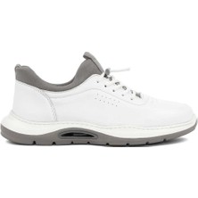 Celal Gültekin Erkek Beyaz Bağcıklı Kalın Tabanlı Deri Sneaker