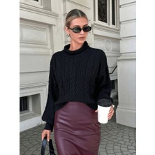 Uzun Kollu Yarı Balıkçı Yaka Triko Bluz